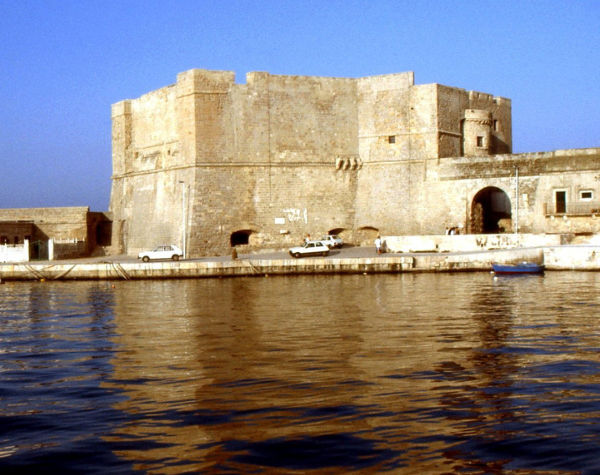 Casa vacanze A Casuccia Via Tenente Vitti 113, Monopoli (BA) Castello Carlo V